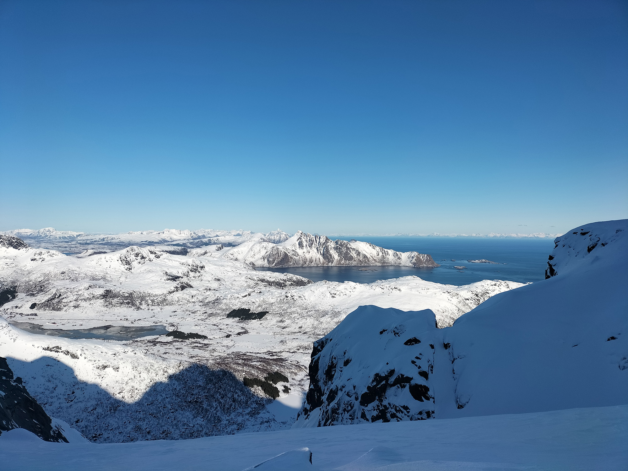 Vue sur les iles Lofoten ©JBGondouin