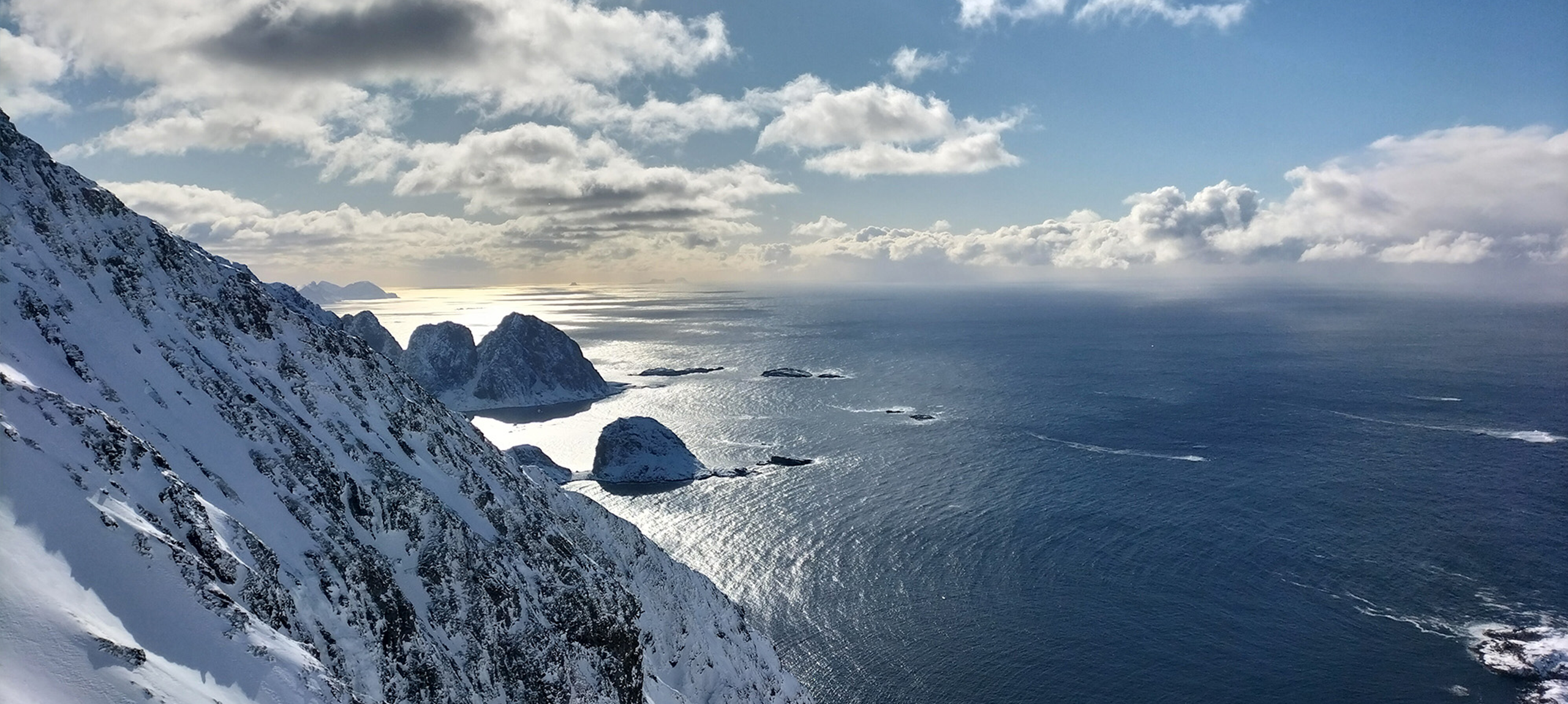 Vue sur Svolvaers en Norvège ©JB Gondouin